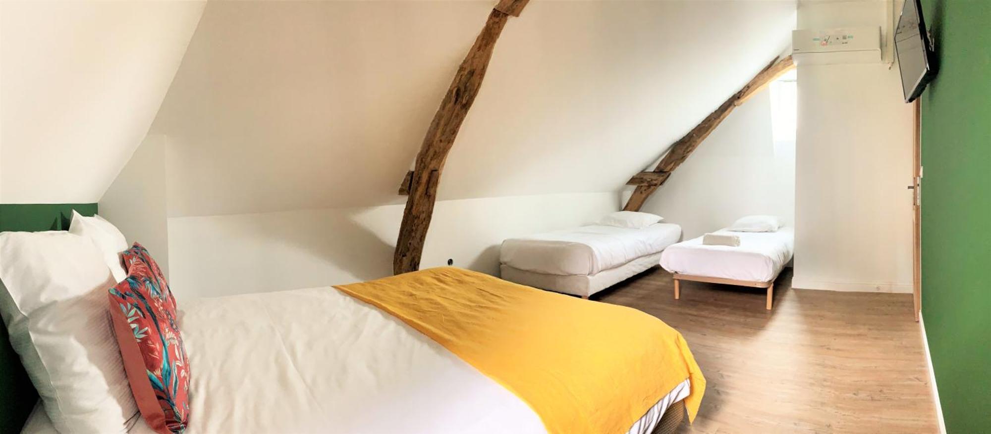 Le Bas Chitray Bed & Breakfast Ménil Exterior photo